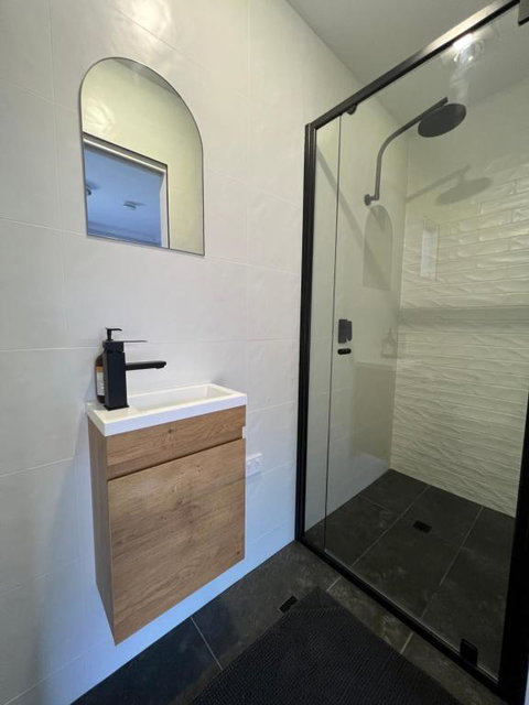 Gold Reef Adelong - Schoolies Week Accommodation 1