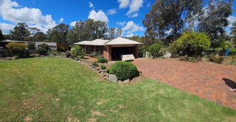 Gungurru - Schoolies Week Accommodation 0