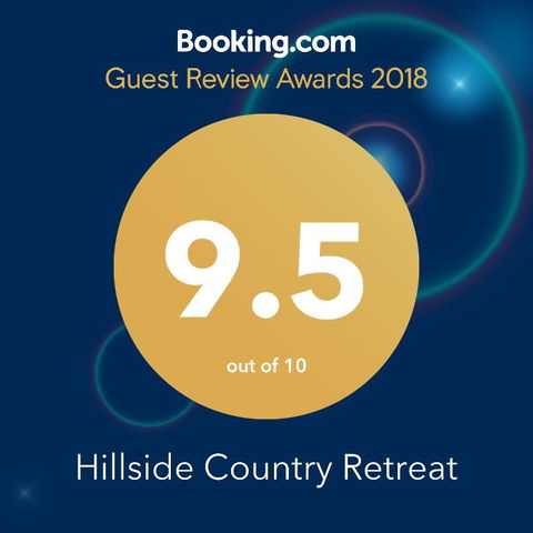 Hillside Country Retreat - Schoolies Week Accommodation 1