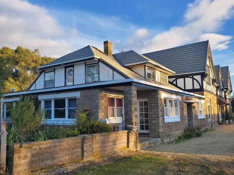 Historic Apartment - Schoolies Week Accommodation 3