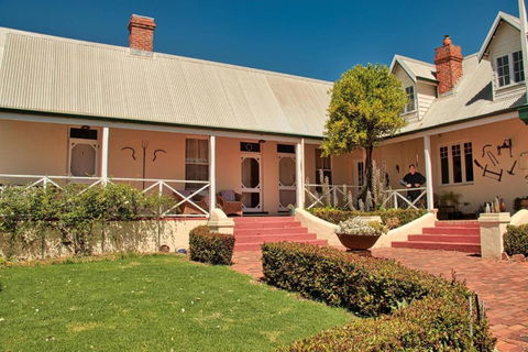 Hope Farm Guesthouse - Schoolies Week Accommodation 1