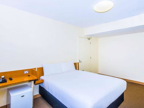 Ibis Budget Sydney Olympic Park - Schoolies Week Accommodation 3