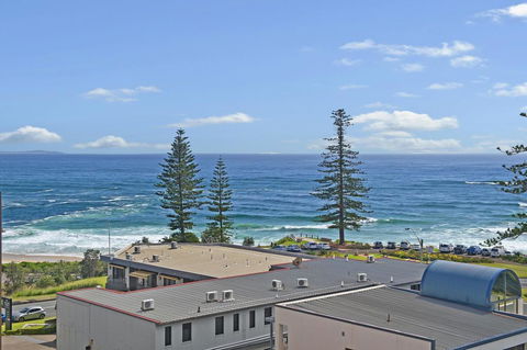 Akuna 20, 6 Joffre Street - Schoolies Week Accommodation 3