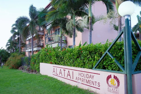 Alatai Holiday Apartments - Schoolies Week Accommodation 2