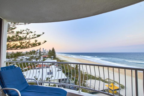 Albatross North Apartments - Schoolies Week Accommodation 0