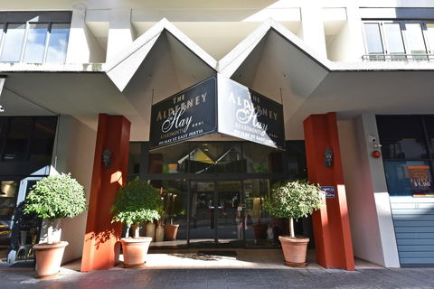 Alderney - Schoolies Week Accommodation 3