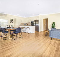 Aldinga Beach Experience - Schoolies Week Accommodation