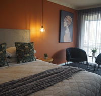 Alexandra Place - Schoolies Week Accommodation
