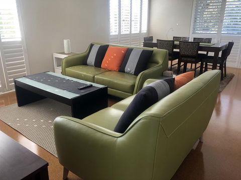 Allora Apartment Applecross - Schoolies Week Accommodation 1