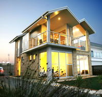 Aloha Beachfront Port Fairy - Schoolies Week Accommodation