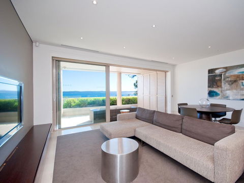 Amarna Luxury Beach Resort - Schoolies Week Accommodation 2