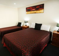 Amber Lodge Motel - Schoolies Week Accommodation