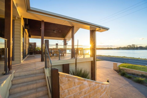 Ana Mandara Luxury Bed & Breakfast - Schoolies Week Accommodation 2
