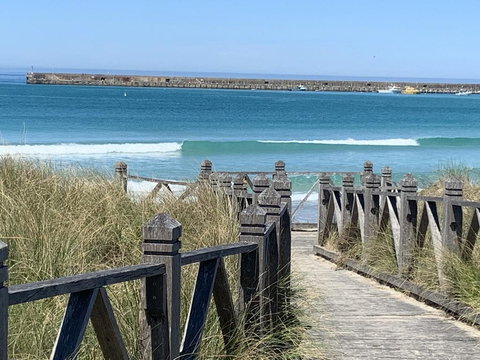 Anchor Belle Motel - Schoolies Week Accommodation 1