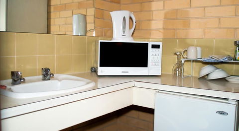 Angaston Vineyards Motel - Schoolies Week Accommodation 1