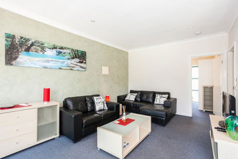 Anglesea River Apartments - 2 Bed Unit 2/4 - Schoolies Week Accommodation 2