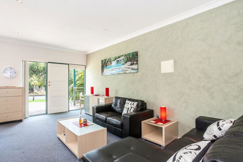 Anglesea River Apartments - 2 Bed Unit 2/4 - Schoolies Week Accommodation 1
