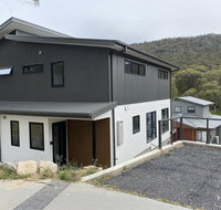 Aniyah Chalet - Schoolies Week Accommodation