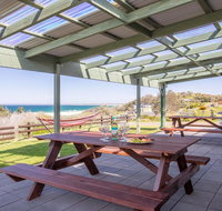 Antonio's Paradise - spectacular views over Warrain beach - Schoolies Week Accommodation