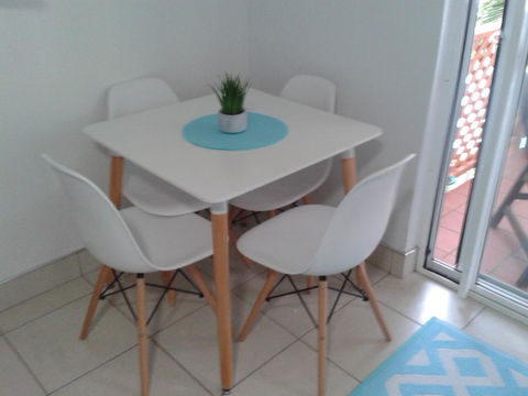 Apartment In Dolphin Heads Resort - Schoolies Week Accommodation 1