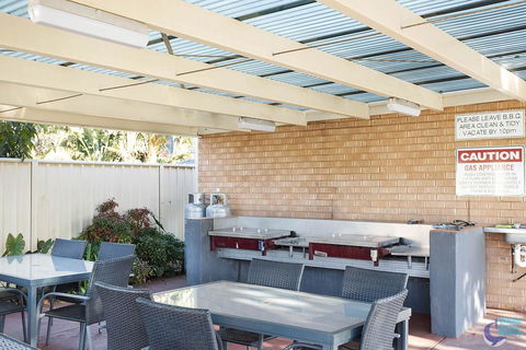 Apollo Unit 25 - Schoolies Week Accommodation 2