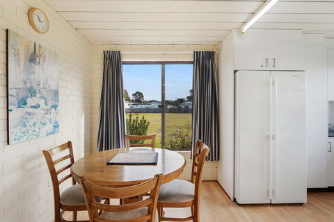 Apollo Unit 25 - Schoolies Week Accommodation 3