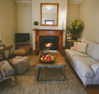 Apple Cottage Orange NSW - Schoolies Week Accommodation