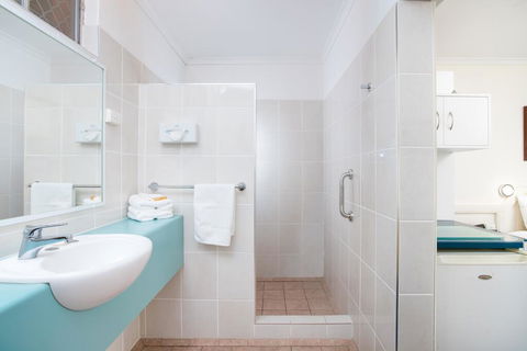 Applegum Inn - Schoolies Week Accommodation 3