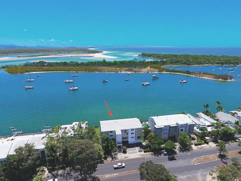 Aqua Linea - Schoolies Week Accommodation 2