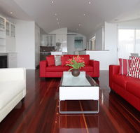 Aqua Luna - Schoolies Week Accommodation