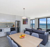 AQUA MIST PENTHOUSE - Schoolies Week Accommodation