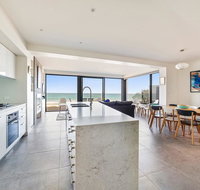 Aqua Mist Seascape - Schoolies Week Accommodation