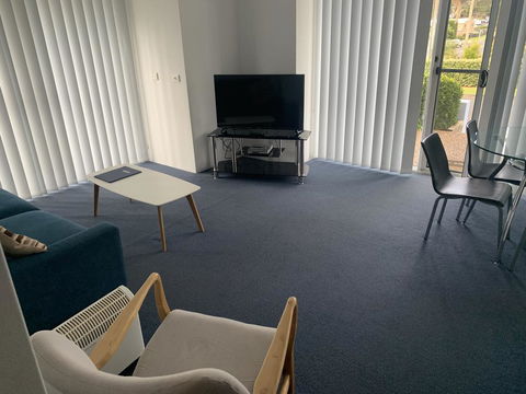 Aquarius Apartments Mollymook - Schoolies Week Accommodation 3