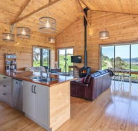 Aquila Barn - Schoolies Week Accommodation