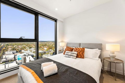 MA-a 1909 - Schoolies Week Accommodation 2