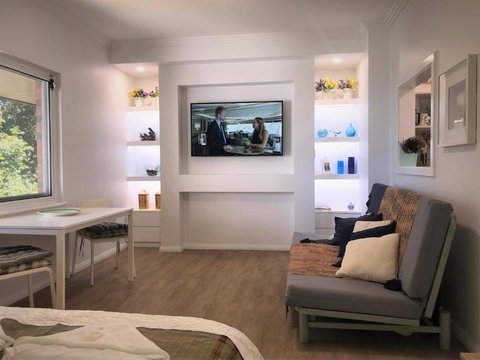 M207 West Perth Studio Apartment Near Kings Park - Schoolies Week Accommodation 0