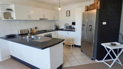 Milo\'s At The Bay By Experience Jervis Bay - Schoolies Week Accommodation 2