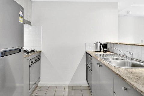 Modern Spacious Chatswood Apartment H1016 - Schoolies Week Accommodation 3