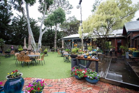 Oakdene Vineyards Guesthouse - Schoolies Week Accommodation 1