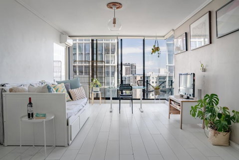Ocean View Apartment Close To CBD With Indoor Pool. - Schoolies Week Accommodation 2