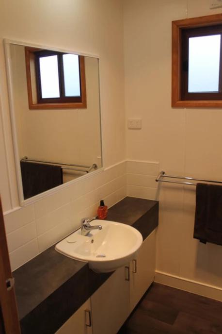 OMARU FARM STAY - Schoolies Week Accommodation 2