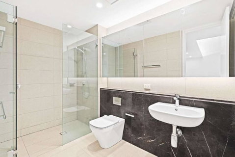 One Bedroom With Roof Top Pool - Schoolies Week Accommodation 3