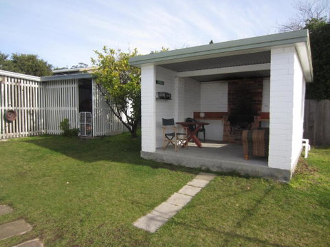 Orford Escape - Schoolies Week Accommodation 2