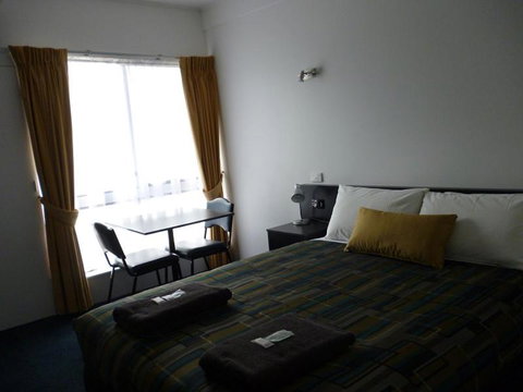 Otway Gate Motel - Schoolies Week Accommodation 3