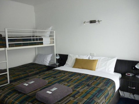 Otway Gate Motel - Schoolies Week Accommodation 2