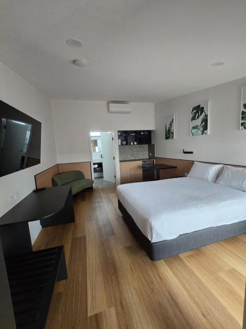 Parkview Motor Inn - Schoolies Week Accommodation 2