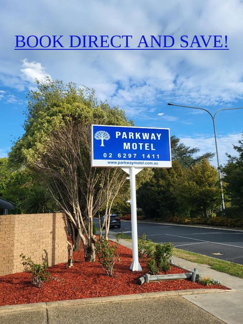 Parkway Motel - Schoolies Week Accommodation 0