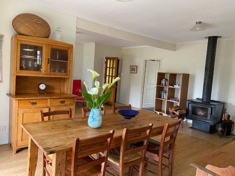 Peaks Trail Rest Dunkeld - Schoolies Week Accommodation 0