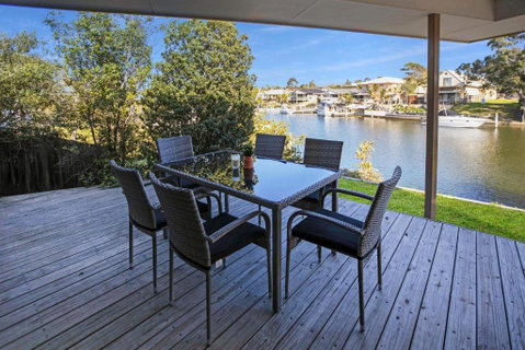 Pelican Brief - Schoolies Week Accommodation 1