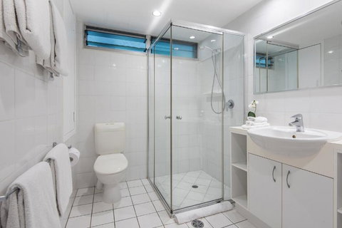 Poinciana Lodge - 2 Bedroom - On Hamilton Island By HIHA - Schoolies Week Accommodation 2